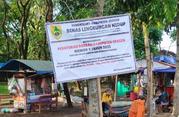 Retribusi Harian Rp 30 Ribu Bikin PKL Taman Harmoni Resah