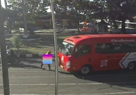 Lansia Pejalan Kaki Tewas Usai Ditabrak Feeder Trans Semarang 