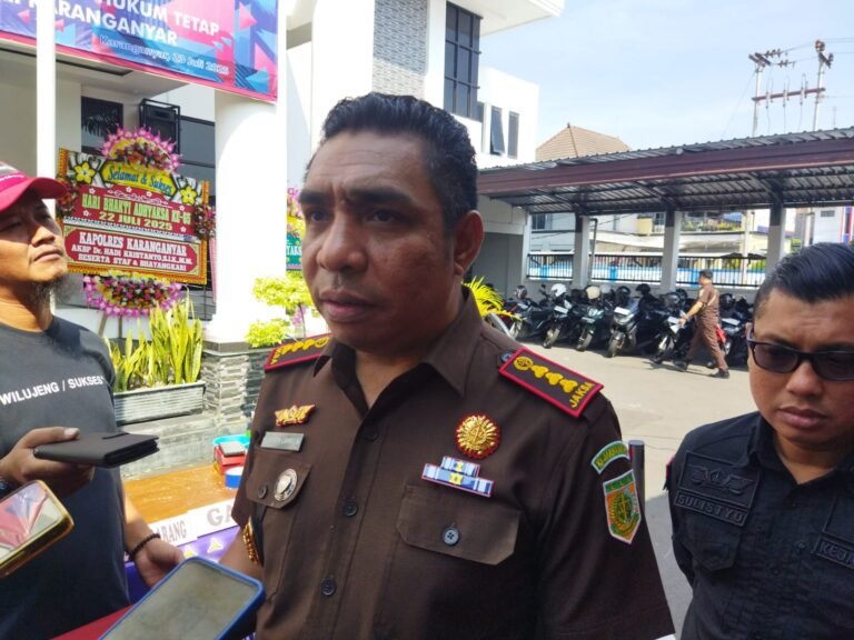 Dugaan Korupsi Pembangunan Masjid Agung Karanganyar, Kejari Panggil Paksa Saksi Kunci