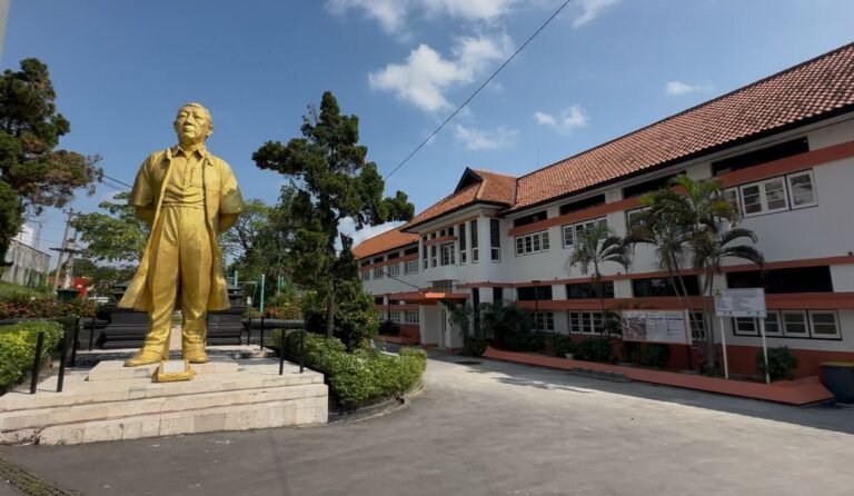 Siswi-siswi Sekolah Rakyat di Solo Alami Kesurupan Massal