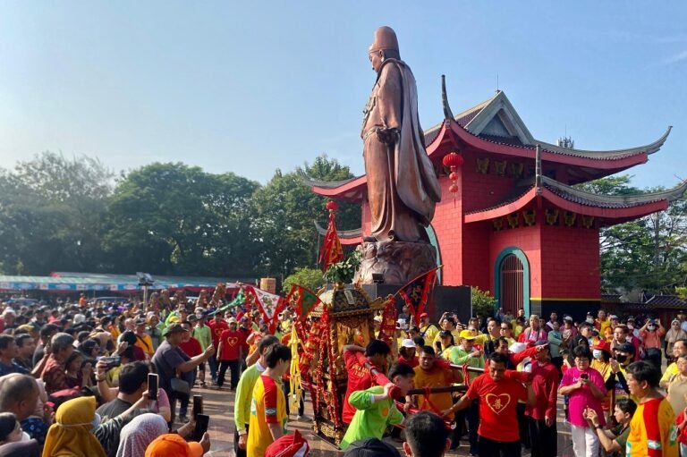 Semarak Festival Arak-arakan Cheng Ho, Diikuti 15 Perwakilan Klenteng