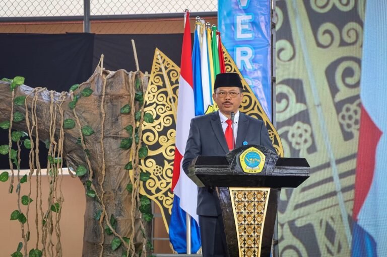 Sambut Maba, Rektor UNW Ungaran Perkenalkan Maskot Chepa-Chepi