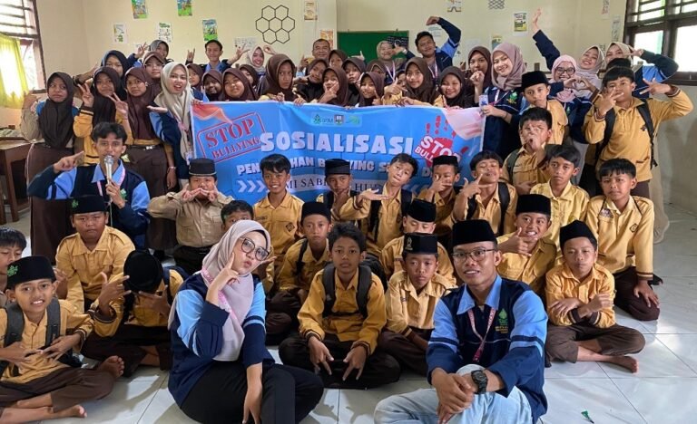Sosialisasi Anti-Bullying Mahasiswa KKN UIN Walisongo, Kepsek MI Sabilul Huda Blater Tegaskan ‘Stop Bullying’  