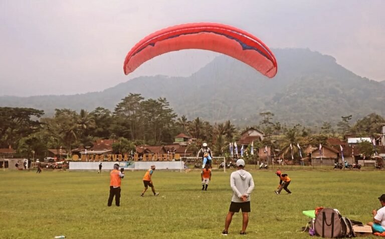 Atlet Paralayang Kabupaten Semarang Mendominasi Ajang Pra Porprov 2026