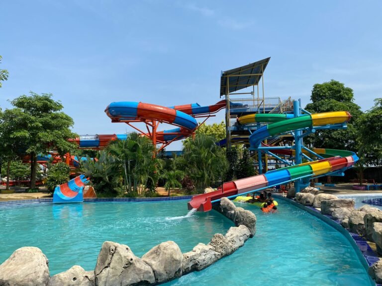 Kolam Ombak Rujukan Wisatawan Saat Liburan