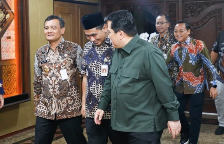Erick Thohir Temui Gubernur Jateng Ahmad Luthfi Bahas Liga 3 dan 4 di Jateng 