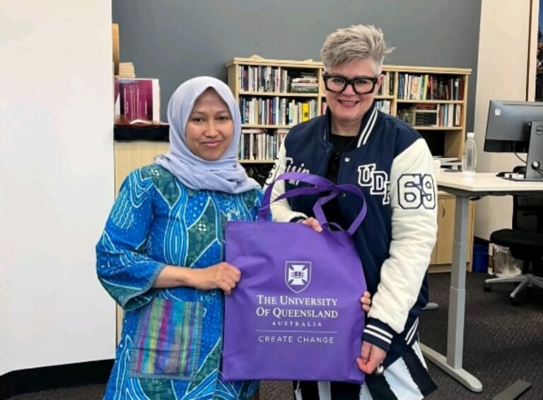 Double Degree Perdana, FISIP Undip Jalin Kerja Sama dengan University of Queensland