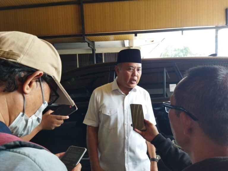 Juliyatmono Diperiksa Delapan Jam, jadi Saksi Kasus Dugaan Korupsi Masjid Agung Karanganyar