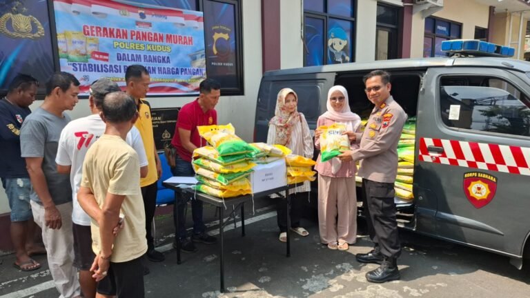 Polsek Kudus Kota Gelar Gerakan Pangan Murah