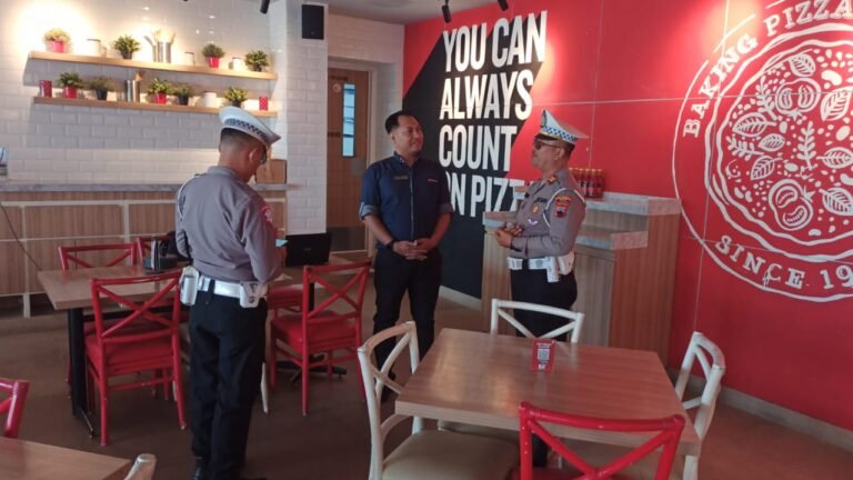 Satlantas Imbau Pedagang Sekitar Alun-Alun Tutup Sementara