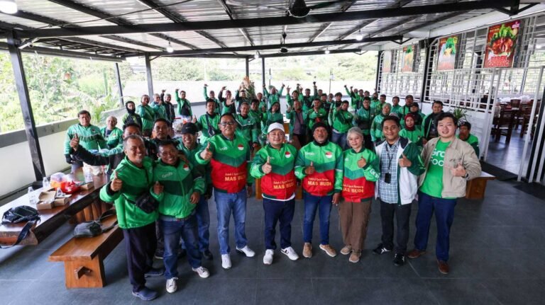 Ayam dan Bebek Mas Budi dan Grab Indonesia Jalin Kolaborasi Strategis