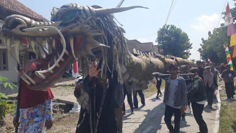 Naga Raksasa 25 Meter jadi Ikon Perayaan HUT Ke-80 RI