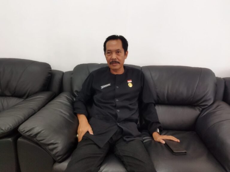 Anggaran Terbesar Dinas Pendidikan Karanganyar untuk Gaji Guru dan Kepala Sekolah