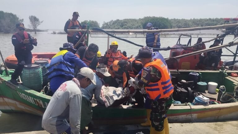 Jasad Pemancing Ditemukan di Perairan Demak