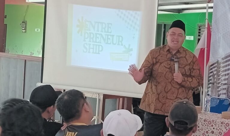 Sarif ‘Kakung’ Minta Pemerintah Desa Ciptakan Pionir Usaha