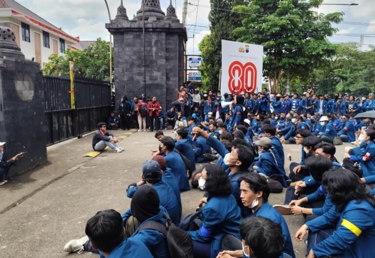 Aksi Mahasiswa Undip Tertib dan Damai, Kabid Humas Polda Jateng : Contoh Proses Demokrasi yang Baik