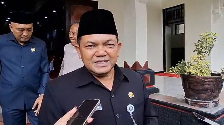 Bupati Semarang Batalkan Kenaikan NJOP Penyebab Kenaikan PBB-P2