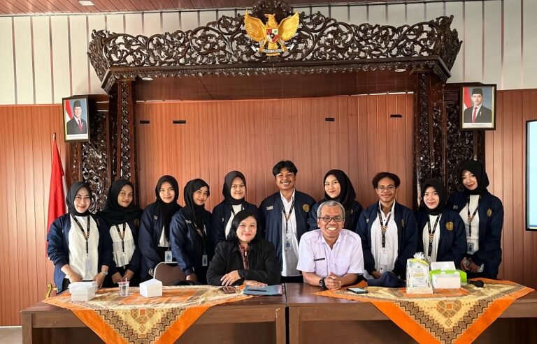 Kades Kalisidi Ungkapkan Hasil Pemberdayaan Proker KKN UNW