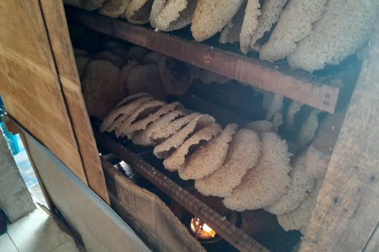 Omset Intip Goreng Suharto Meningkat Berkat Oven Manual Kreasi Sendiri