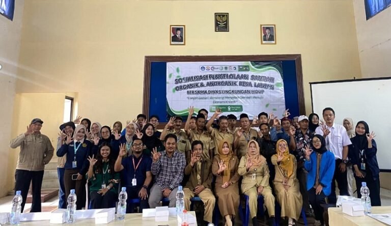 DLH Kolaborasi Mitra Strategis PPK Ormawa BEM UNW Sosialisasikan Pengolahan Sampah Berbasis Lingkungan  