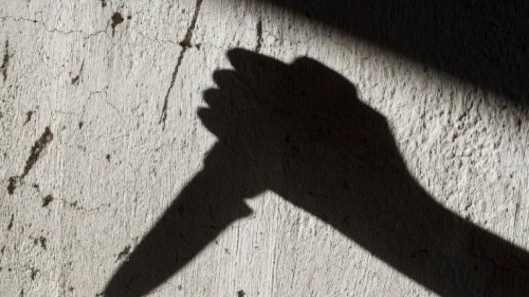 Diduga Bersenggolan Motor, Pelajar Ditikam Orang Tak Dikenal