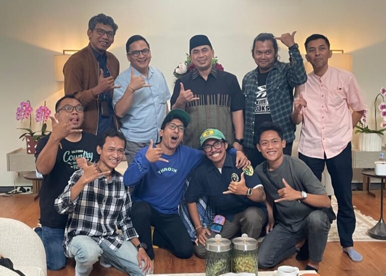 Wagub Jateng Terima Kunjungan Komunitas Syndrome Balik Era 90an