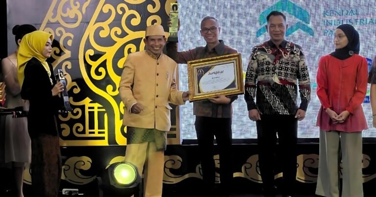 Bank Jateng Raih Penghargaan Lembaga Perbankan Pemberdaya Pembangunan Daerah
