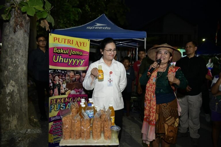 Bangkitkan Geliat Ekonomi Rakyat, Wali kota Semarang, Agustina Wilujeng Gelar Pasar Tiban
