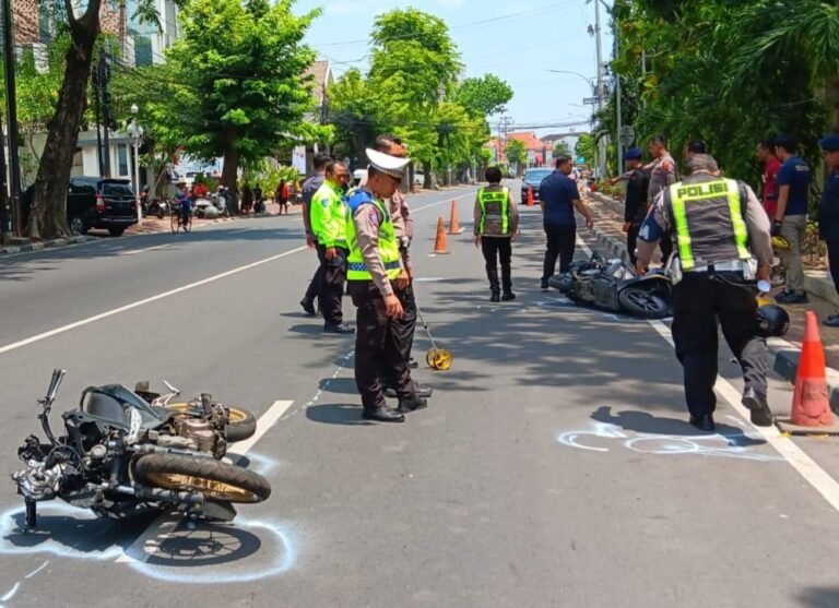 Polisi Gelar Olah TKP Kecelakaan yang Menewaskan Mahasiswa Unnes