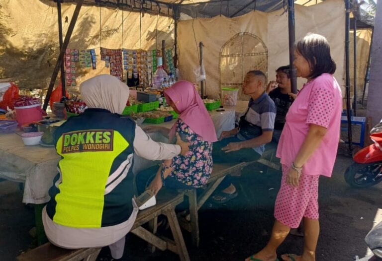 Polres Wonogiri Gelar Patroli Kesehatan di Pasar dan Terminal