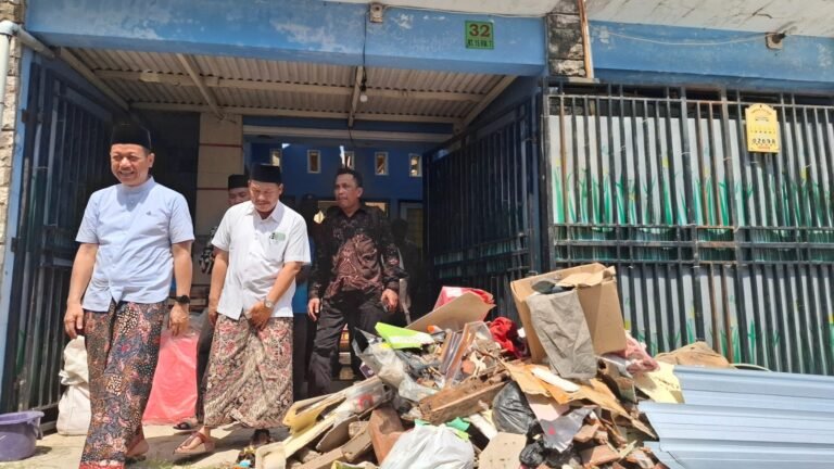 Pemkab Kudus Salurkan Bantuan Pemilik RTLH