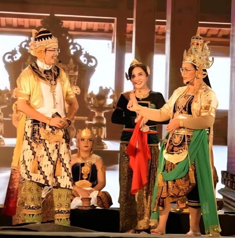 ” Wayang Orang on The Street ” Puncaki Sukses Event Festival Kota Lama Semarang 2025