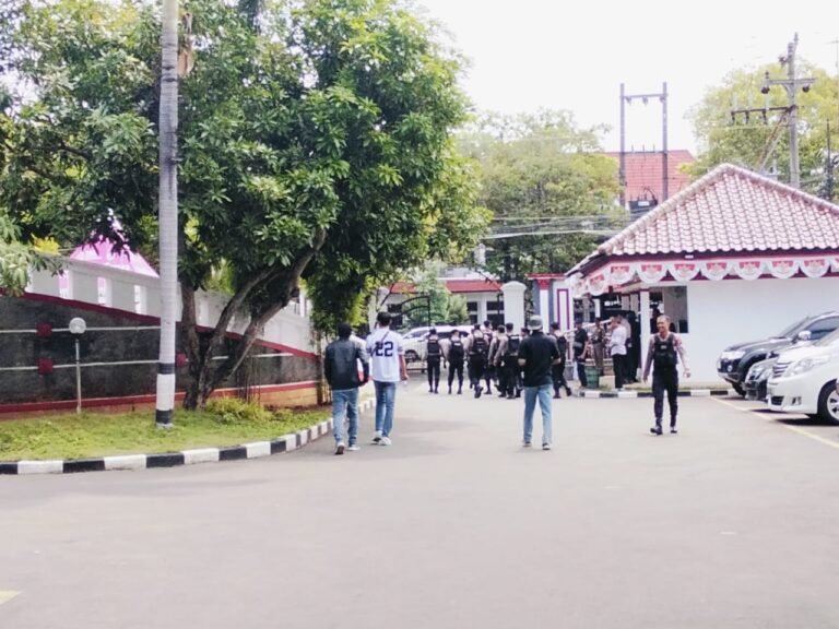 Polisi Lakukan Pengamanan Ketat Rapat Pansus Hak Angket DPRD