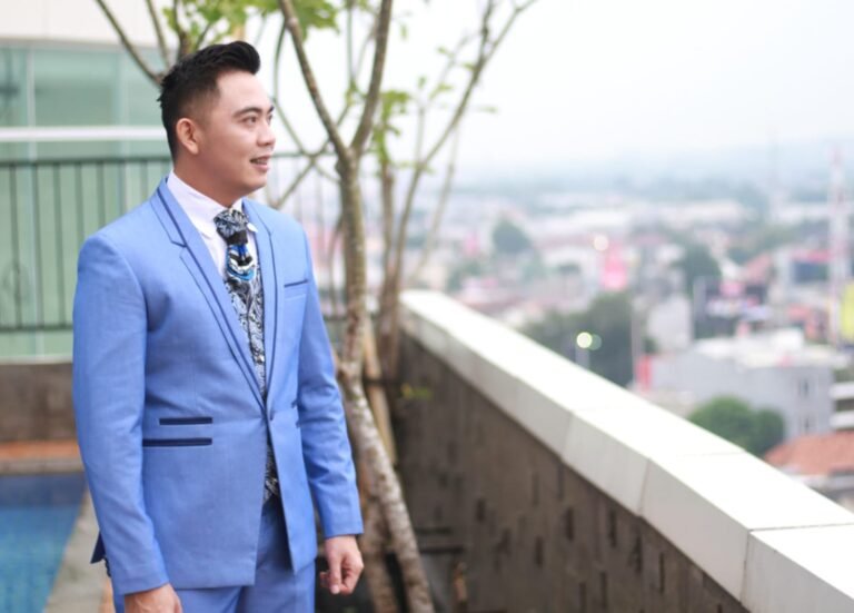 MC Erie Tan : Sukses Pandu Acara, Kedepankan Kinerja Profesional