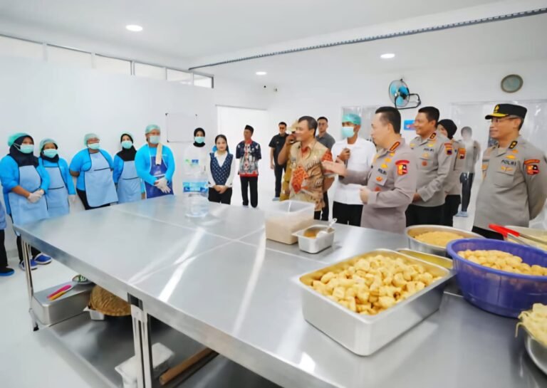 Tinjau SPPG Pabelan, Kapolri Tekankan Perkuat ‘Food Security’