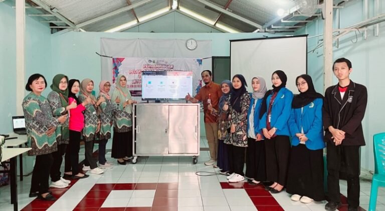 Posbindu ILP Digital, Terobosan UNW Ungaran dan Warga Pudakpayung Cegah Penyakit Kronis