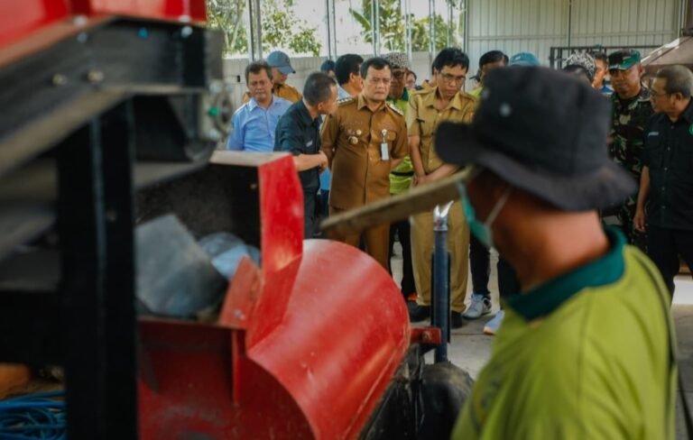 Diresmikan Ahmad Luthfi, Desa Tersono Batang Jadi Contoh Desa Mandiri Kelola Sampah