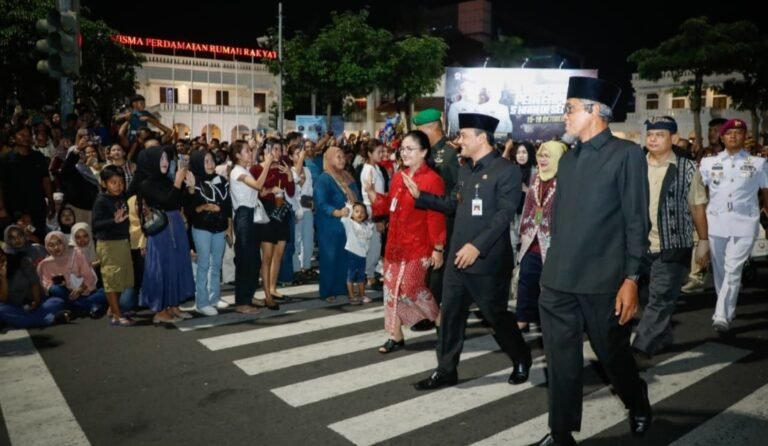 Ahmad Luthfi Hadiri Peringatan Pertempuran Lima Hari di Semarang