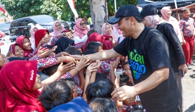 Layanan Speling Hingga Bantuan Pangan Pemprov Jateng Disambut Antusias Warga Kendal