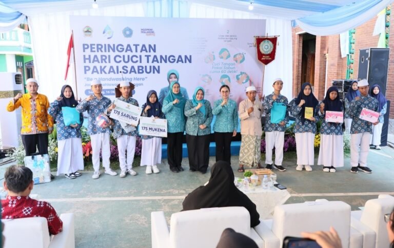 PKK Jateng Kampanyekan Gerakan Cuci Tangan di Pesantren