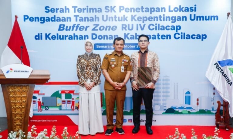 Jateng Provinsi Pertama Serahkan SK Penetapan Lokasi Buffer Zone Kilang Pertamina