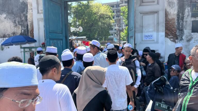 Haul ke-114 Habib Ali di Solo Dihadiri Tokoh Nasional dan Ulama Yaman