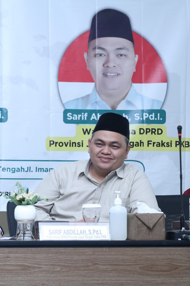 Momen Hari Santri, Sarif ‘Kakung’ Wakil Ketua DPRD Jateng Minta Keberadaan Ponpes jadi Bagian Subjek Pembangunan