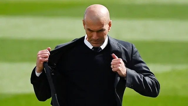Zidane Siap Melatih Lagi