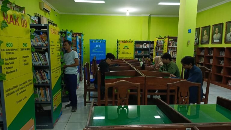 Tingkatkan Minat Baca, Arpusda Kudus Buka Hingga Malam