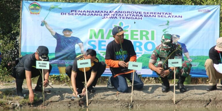 Polres dan Pemkab Tanam 6.000 Mangrove