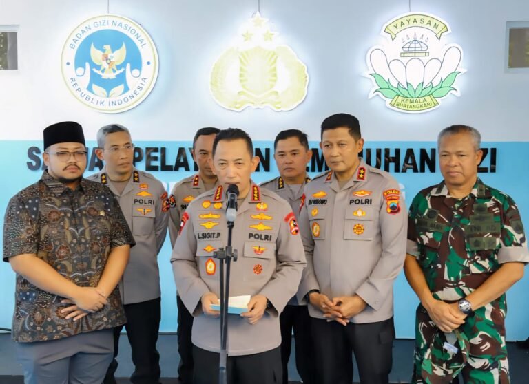 Kapolri Pastikan Kualitas Makanan 32 SPPG Polri di Jateng Terjaga