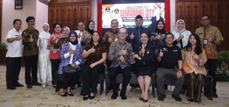 Terima Kunjungan Dubes Inggris, Agustina Wilujeng Buka Peluang Kerja Sama Ekonomi Kreatif dan Teknologi Lingkungan