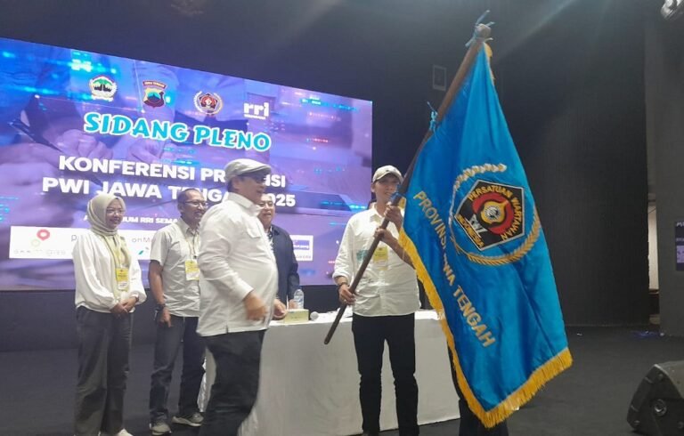 Mendadak Imam Nuryanto Mundur, Setiawan Hendra Kelana Terpilih Aklamasi Ketua PWI Jateng 2025-2030
