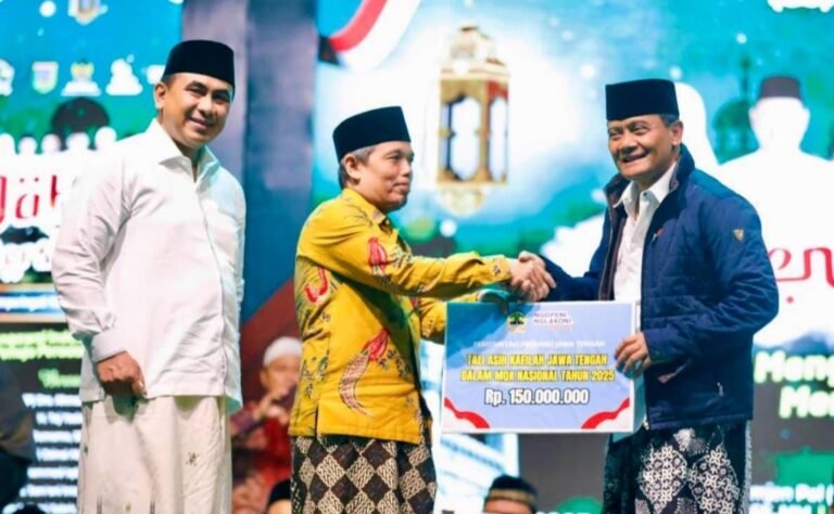 Beasiswa Santri-Pengasuh Pesantren  Luthfi-Yasin Resmi Dibukan, Ini Cara Daftarnya 